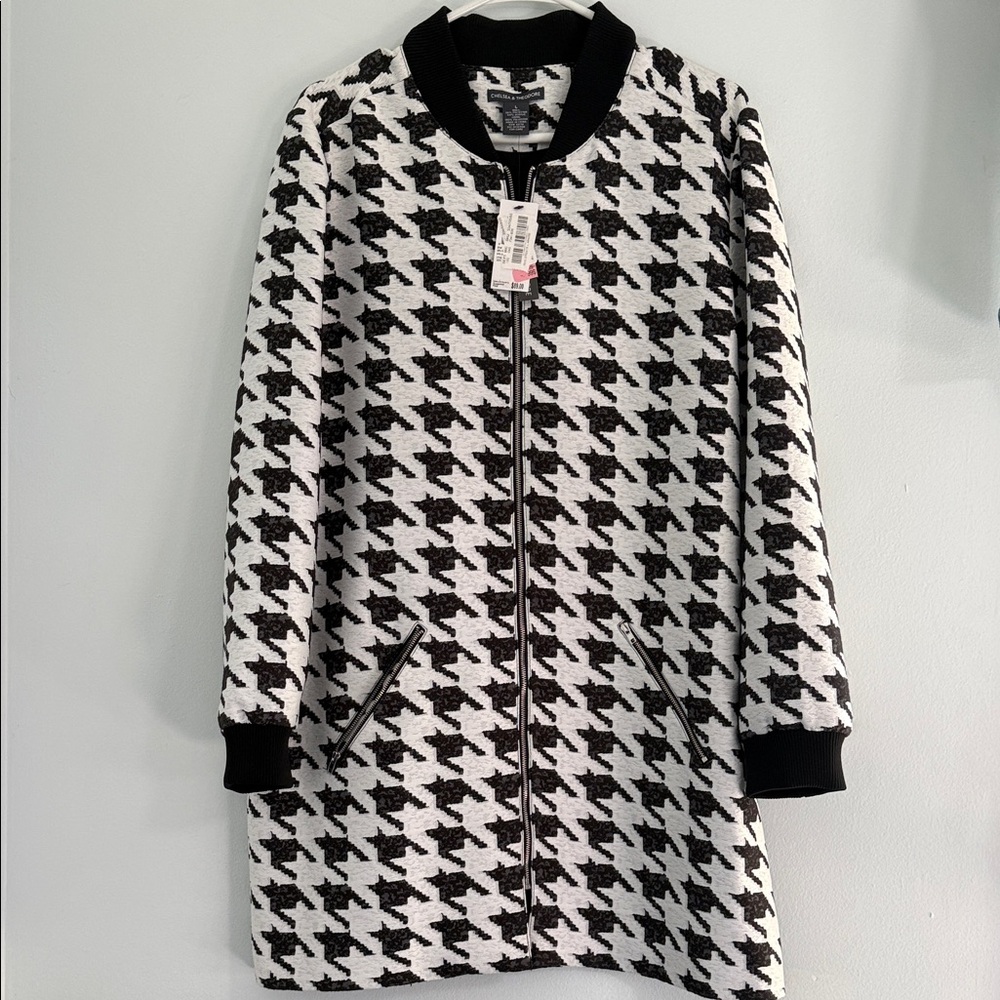 Chelsea & Theodore Black and White Patterned Jacket